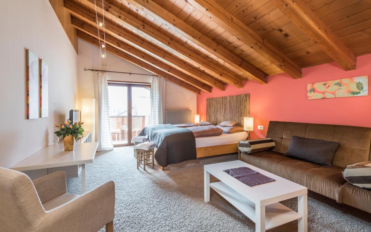Hotel Bamboo Coldrano Dış mekan fotoğraf