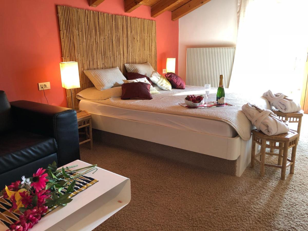 Hotel Bamboo Coldrano Dış mekan fotoğraf